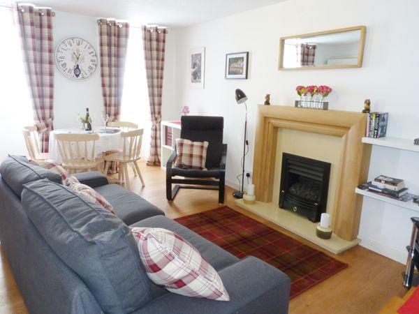 8 Cathedral Street Apartment Dunkeld Bagian luar foto